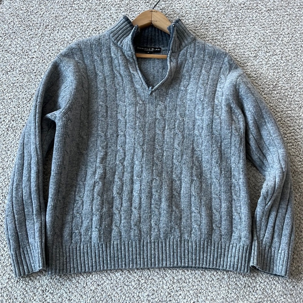 Wool Pullover